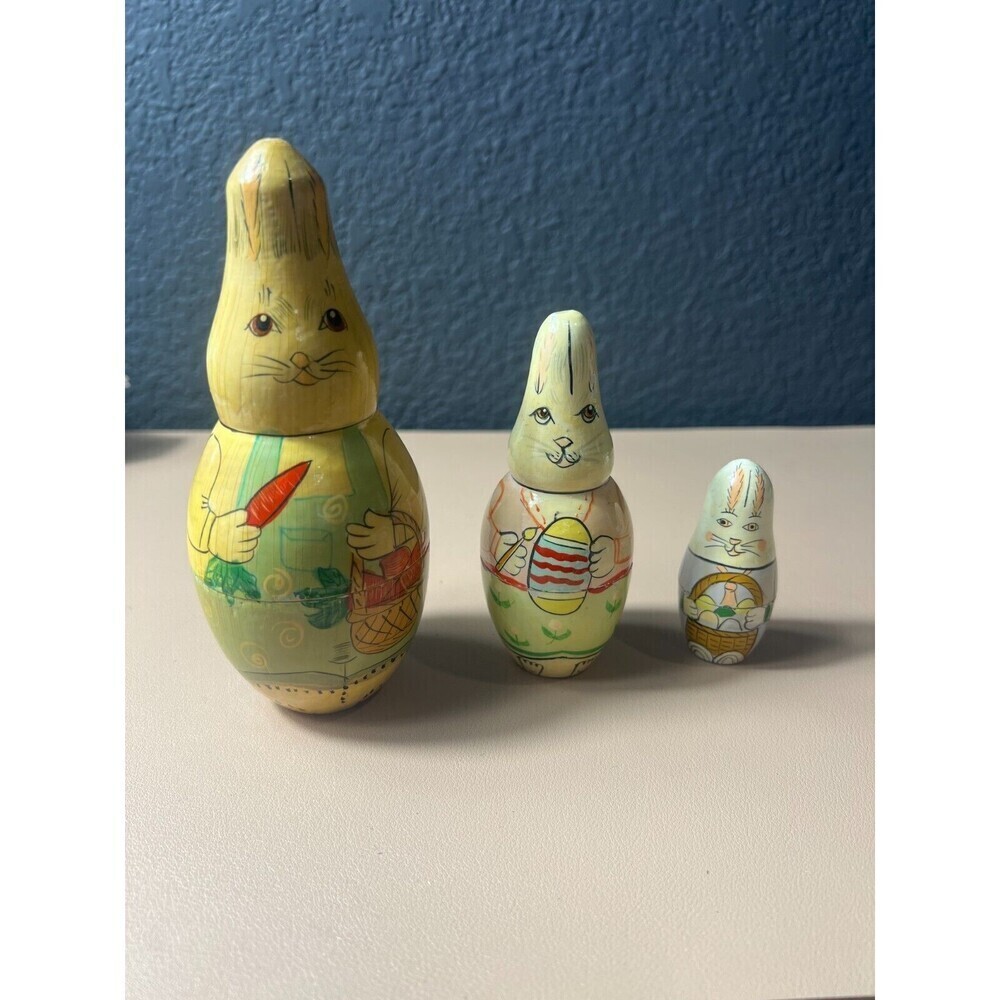 Lot of 3 Vintage Miniatiure Midwest Wooden Pastel Colors Nesting Easter Rabbits